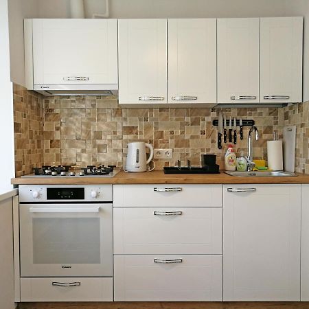 Siauliai Central Apartment @ Traku Street ภายนอก รูปภาพ