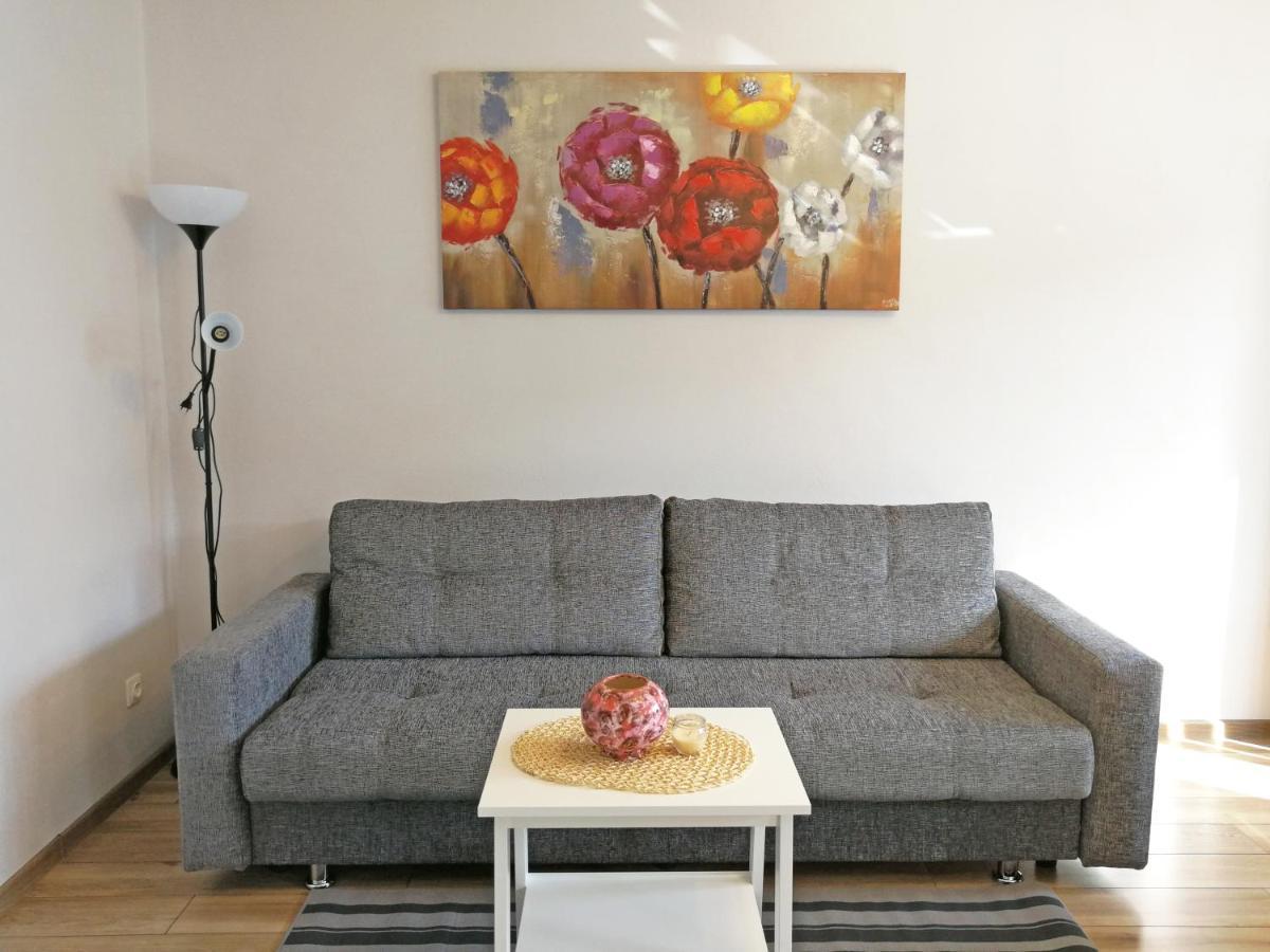 Siauliai Central Apartment @ Traku Street ภายนอก รูปภาพ